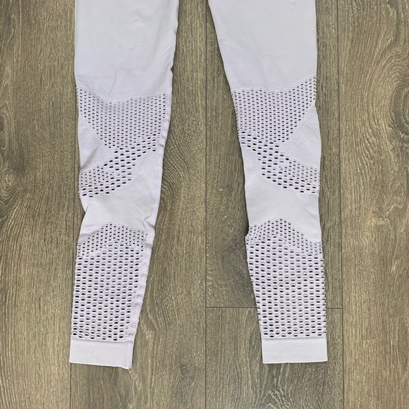 Alala Camo Seamless Legging High Waist Perforated Laser Cut Lilac Size Small - Picture 14 of 16